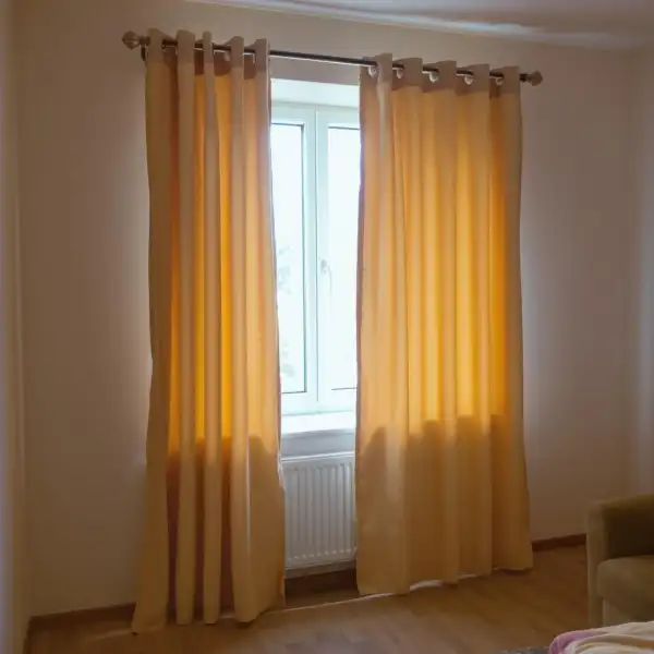 Curățare chimică a draperiilor în apartament - după curățenie