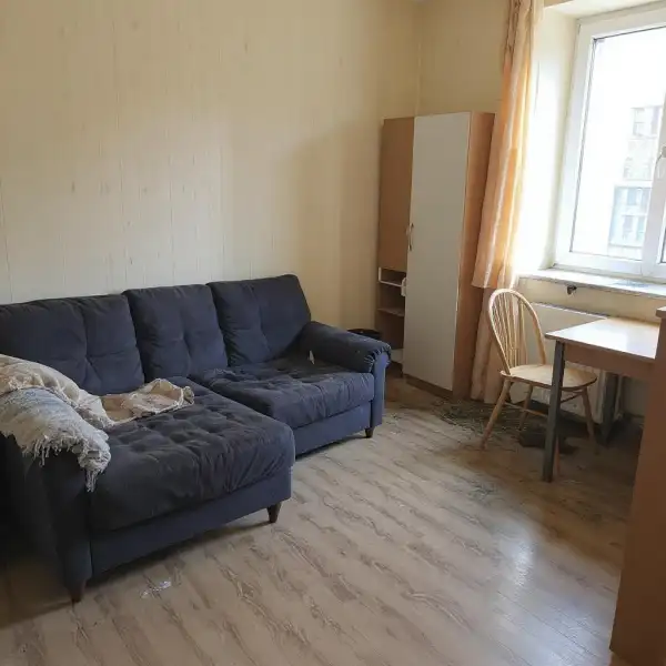Deodorizare într-un apartament studio - înainte de curățenie