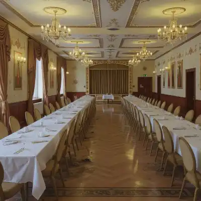 Curățenie pentru un eveniment în sala de banchet - înainte de curățenie