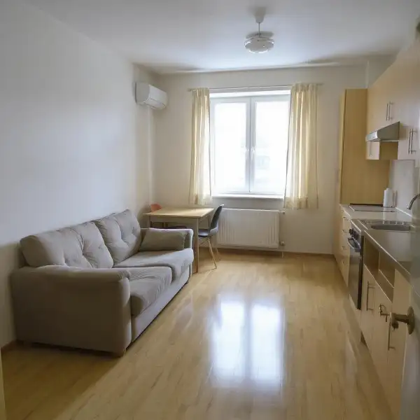 Curățenie în studio înainte de mutare - după curățenie